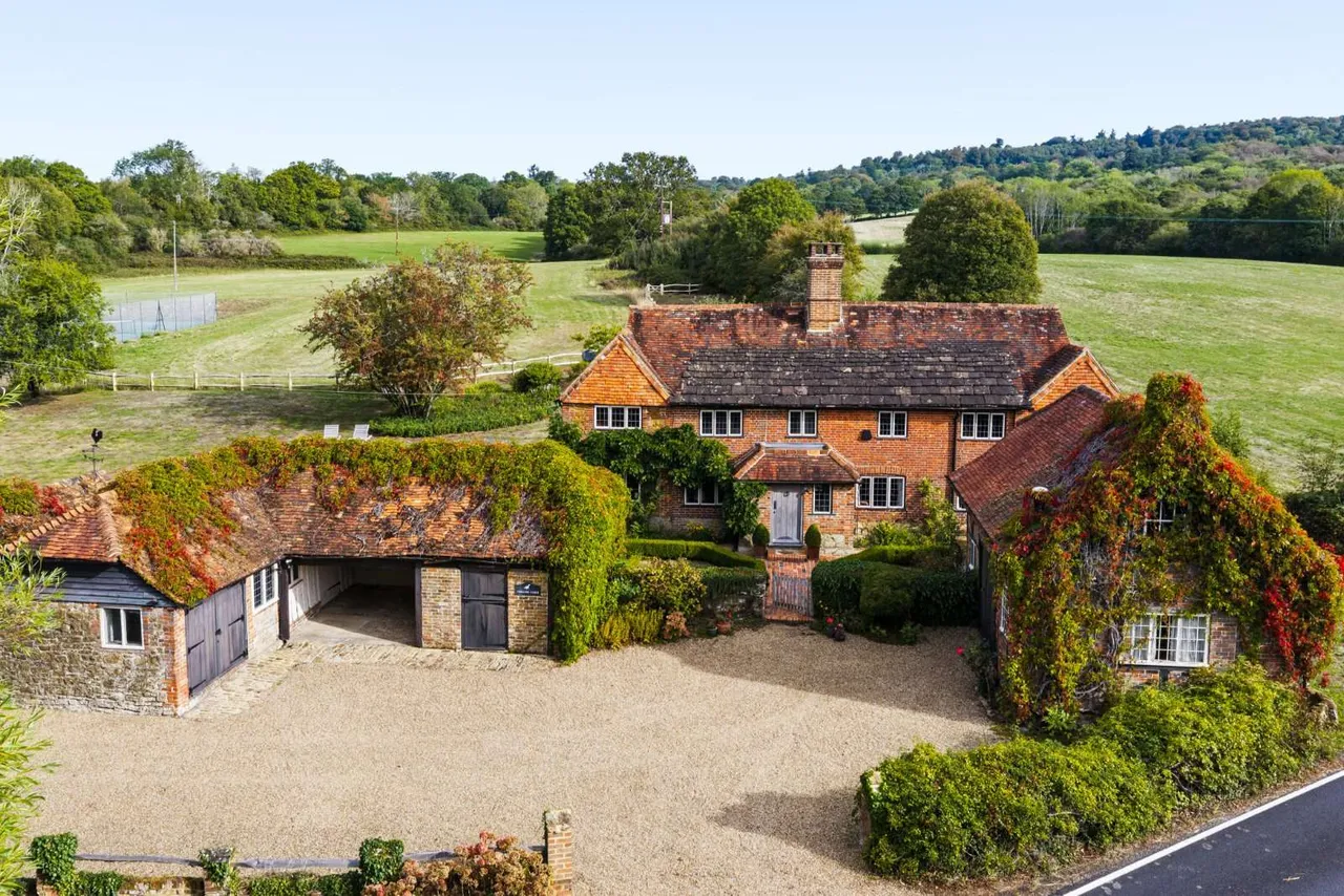 Forest Green, Dorking, RH5, photo 35