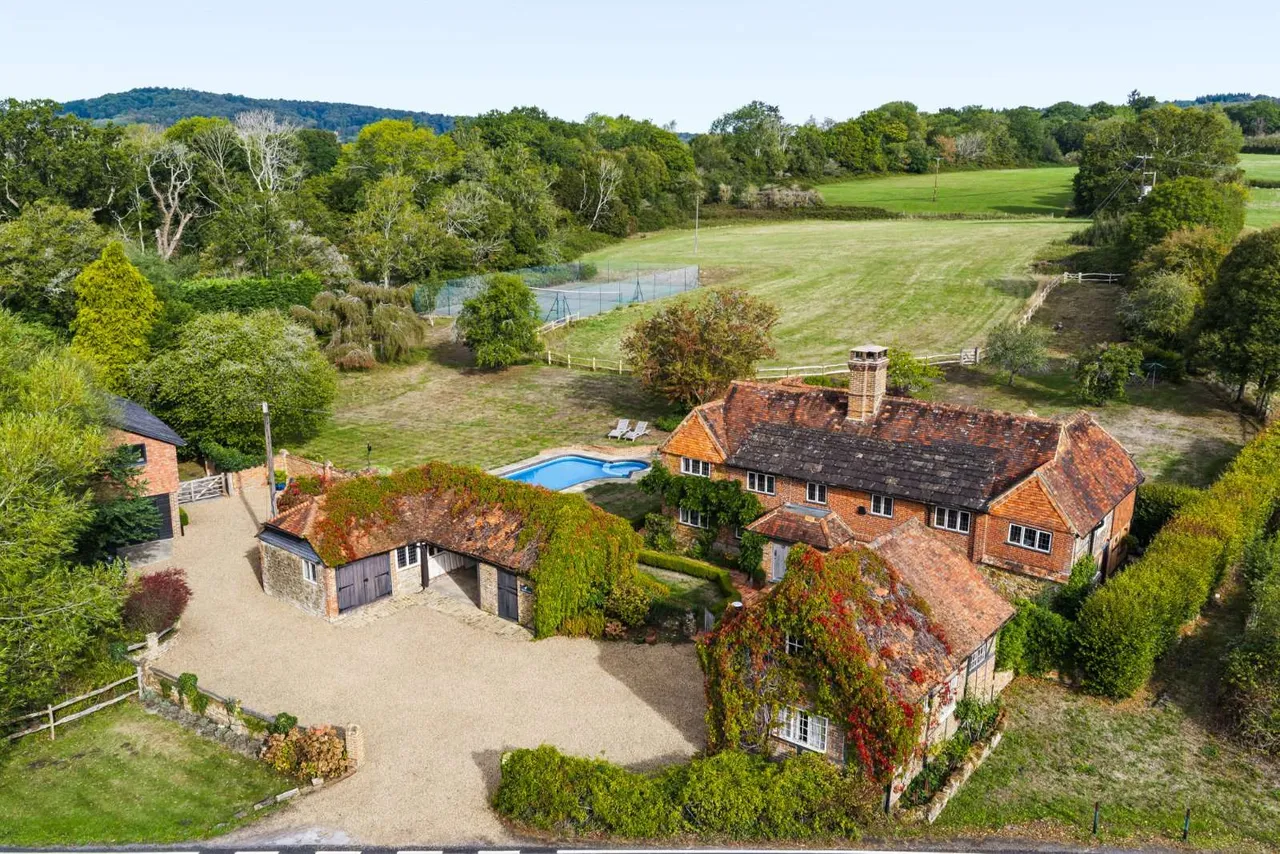 Forest Green, Dorking, RH5, photo 2