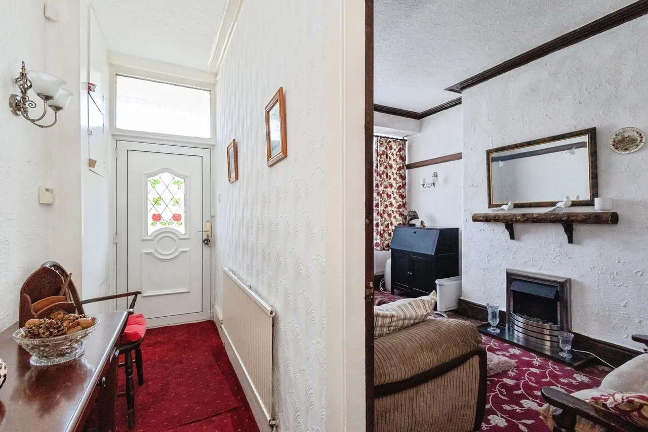Droylsden Road, Audenshaw, Manchester, Greater Manchester, M34, photo 2