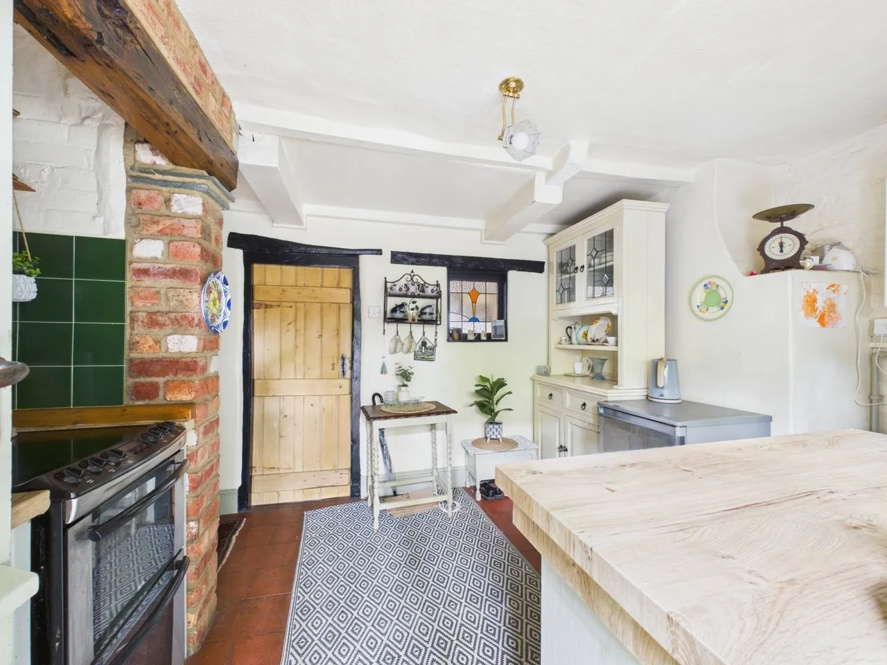 High Street, Hardingstone, NN4, photo 6