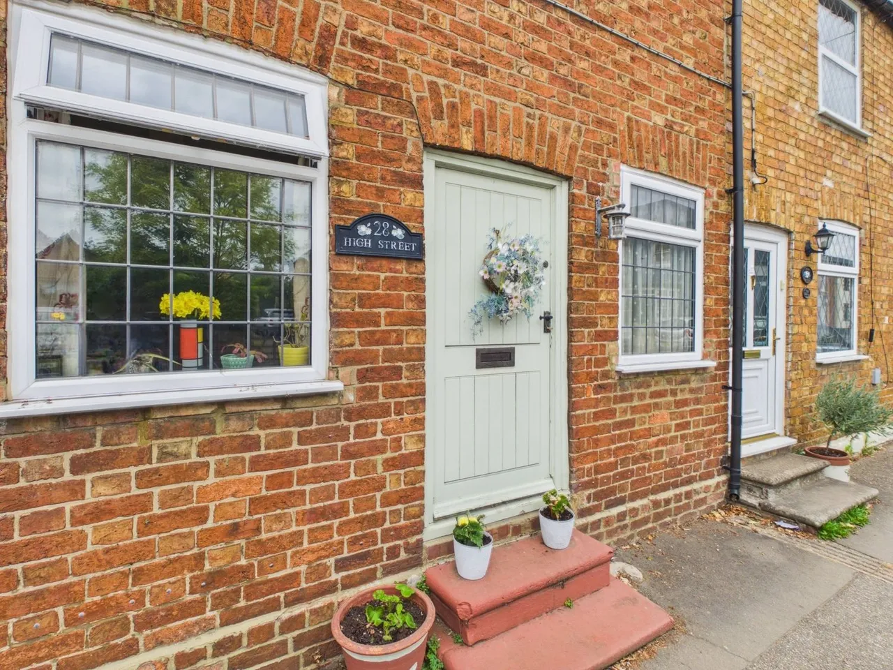 High Street, Hardingstone, NN4, photo 17