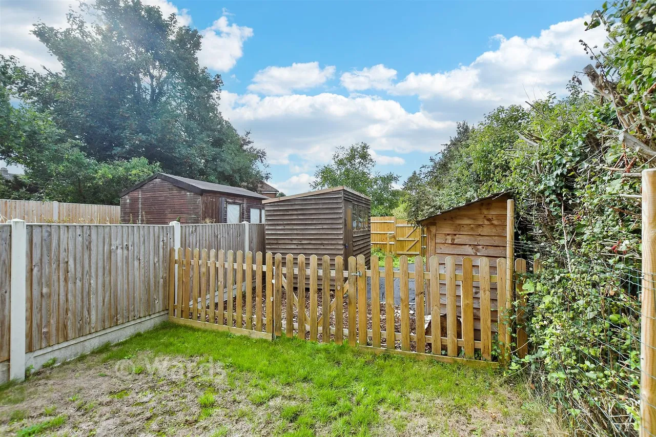 New Road, Eythorne, CT15, photo 8
