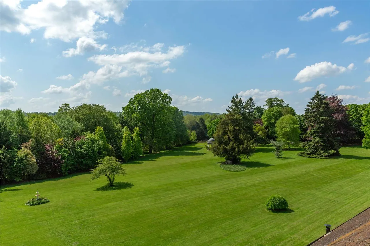 Church Road, Little Marlow, Marlow, Buckinghamshire, SL7 3RZ, photo 6