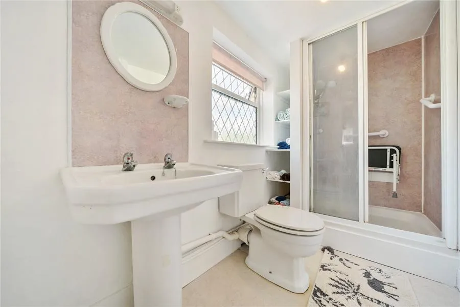 Oxford Road, Sutton Scotney, SO21, photo 15