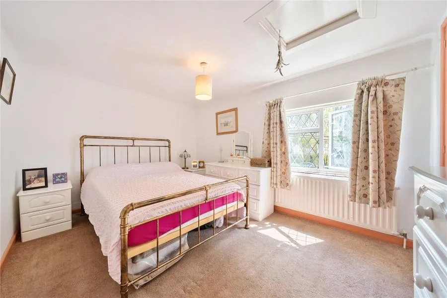 Oxford Road, Sutton Scotney, SO21, photo 12
