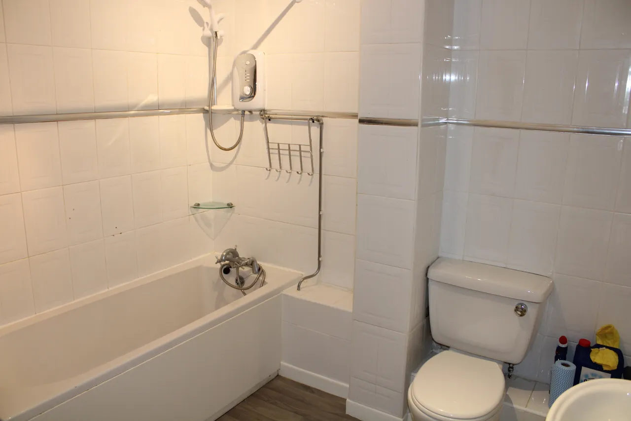 Vale Lodge, Walton, L9, photo 8