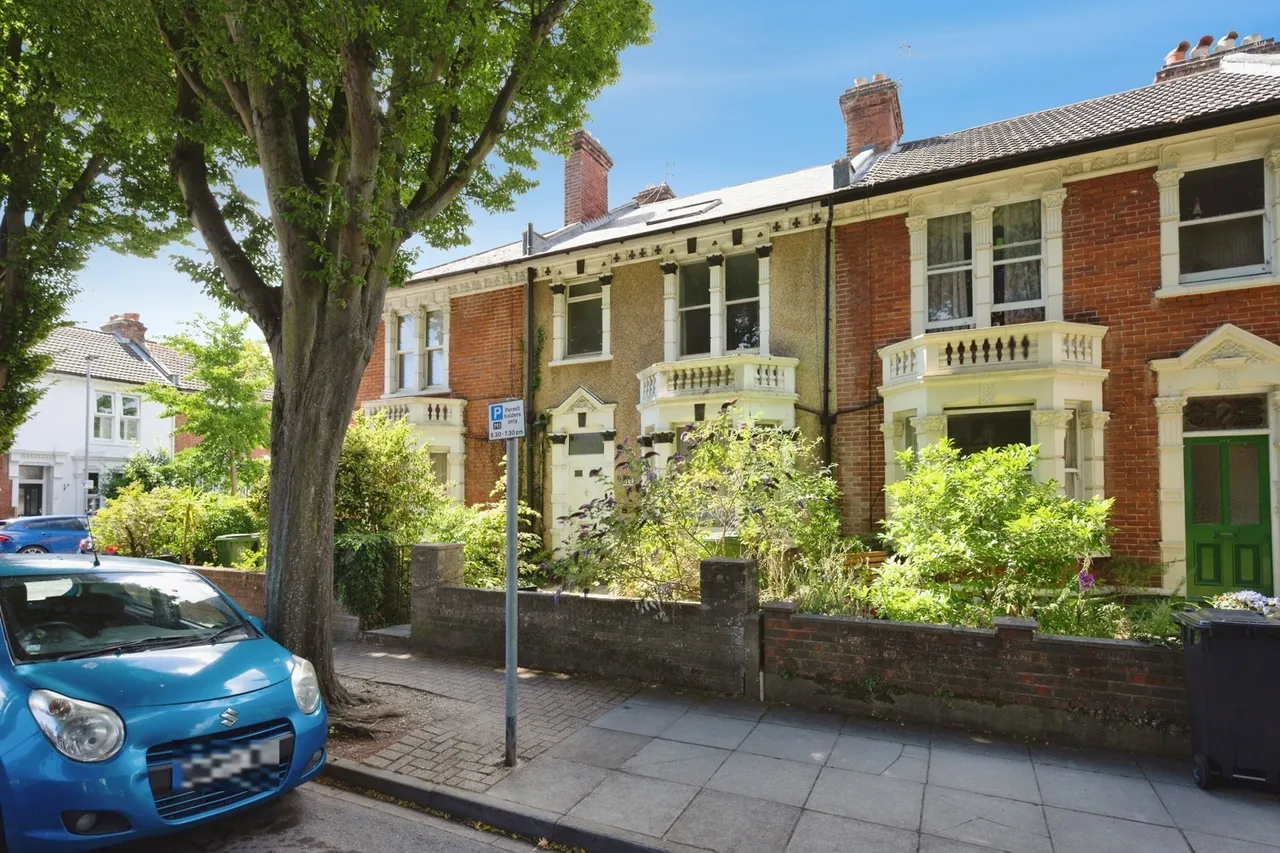 Essex Road, Southsea, PO4, photo 13