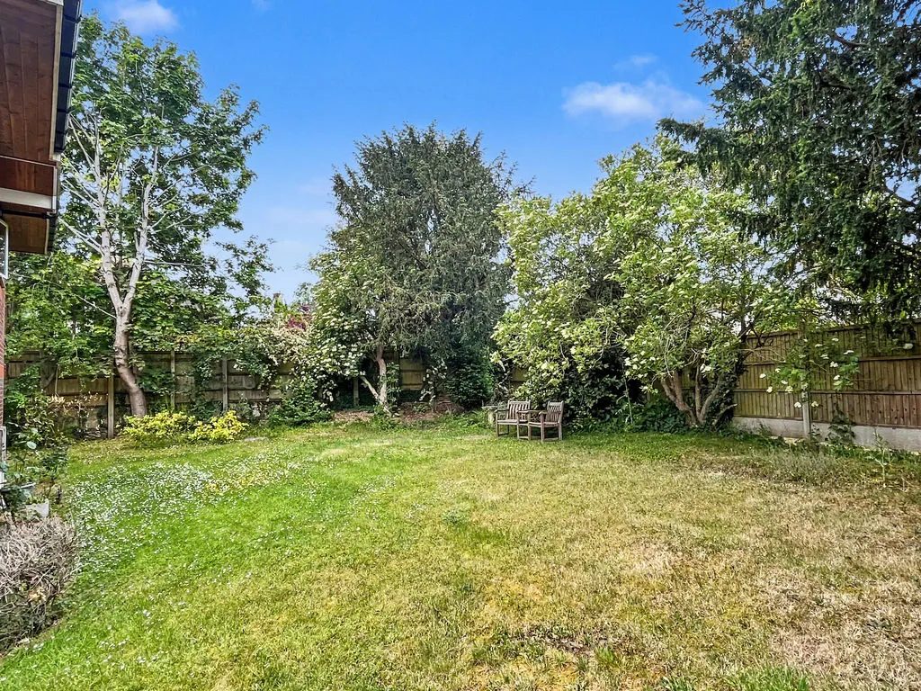 Orchard Lane, Amersham HP6 5AB, photo 10