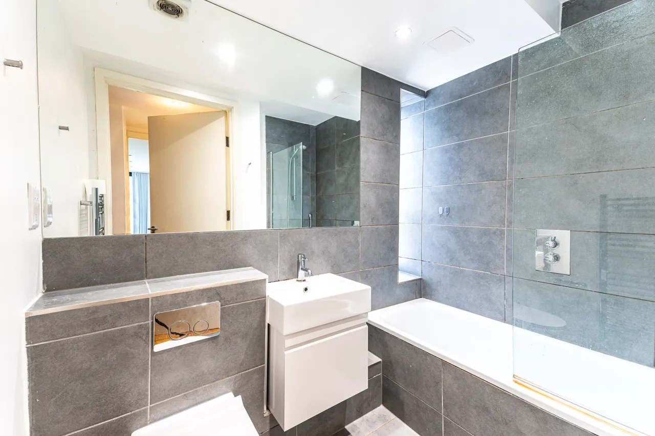 Flat 9, Lionswood, 349 Caledonian Road, London, photo 10