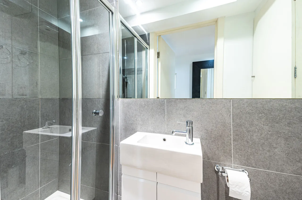 2 bed flat to rent — Flat 9, Lionswood, 349 Caledonian Road, London