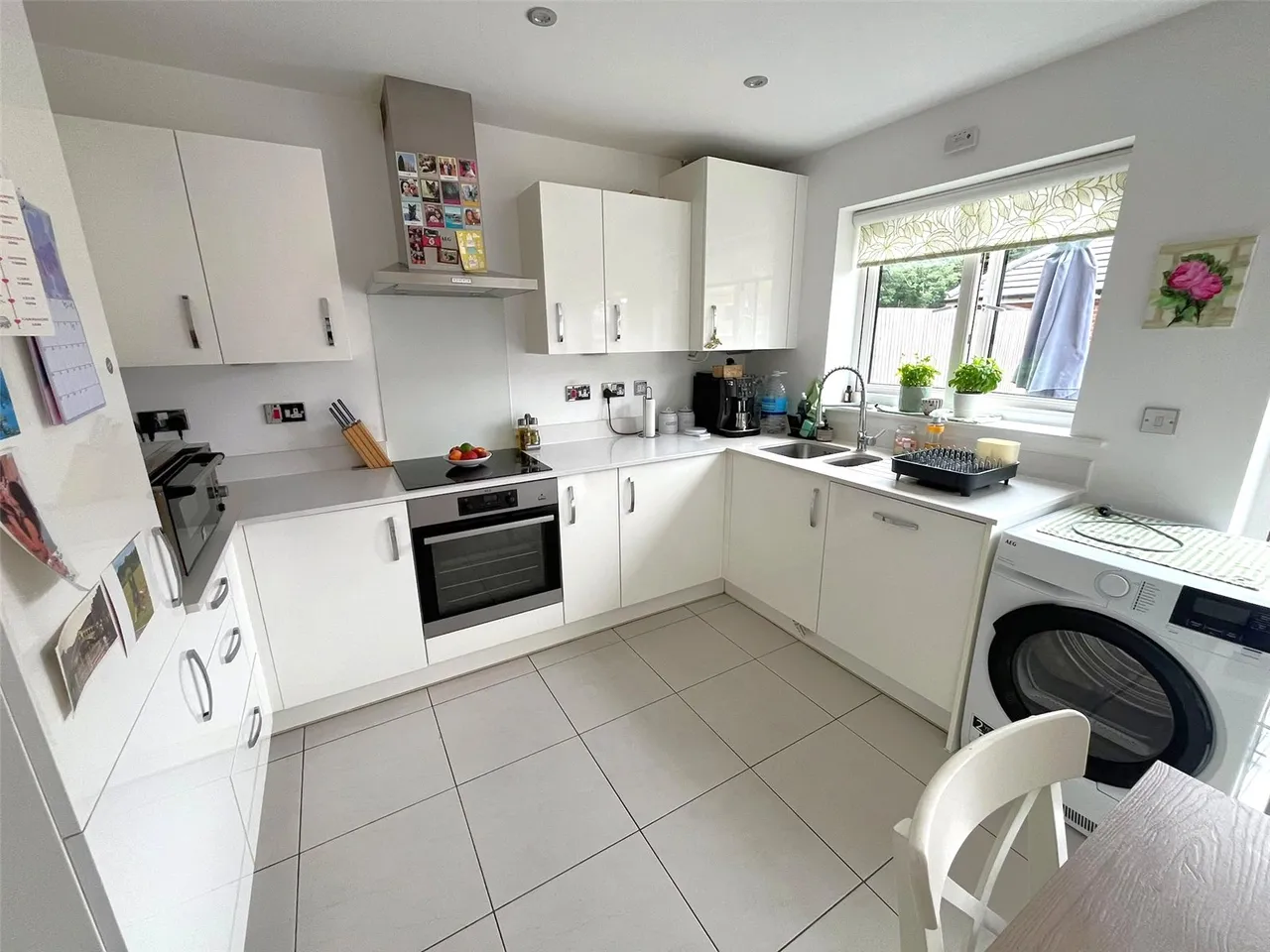 Blue Hut Way, Basingstoke, Hampshire, RG23 7FZ, photo 3