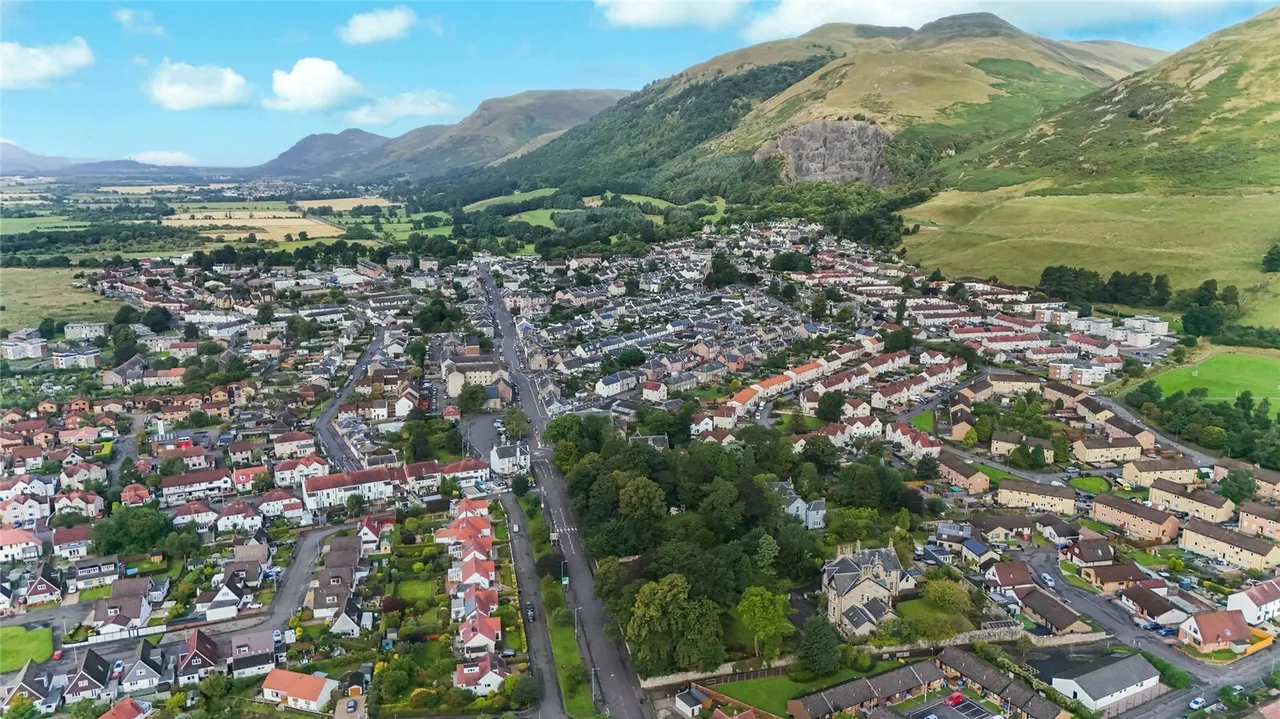 Beechwood House, Dollar Road, TILLICOULTRY, Clackmannanshire, FK13, photo 25