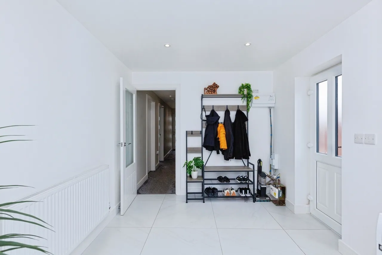 Anthony Drive, Thurnby, LE7, photo 11