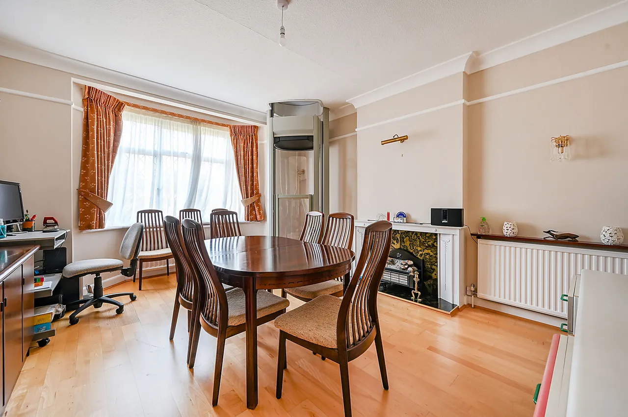 New Malden, KT3, photo 9