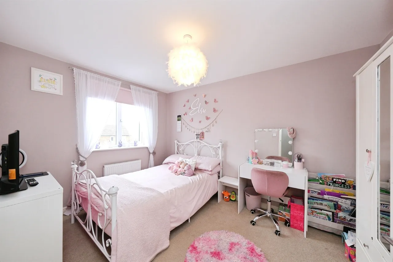 Masefield Avenue, Holmewood, Chesterfield, photo 12