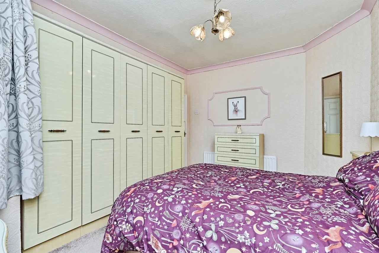 Uplands Avenue, Willenhall, WV13, photo 14