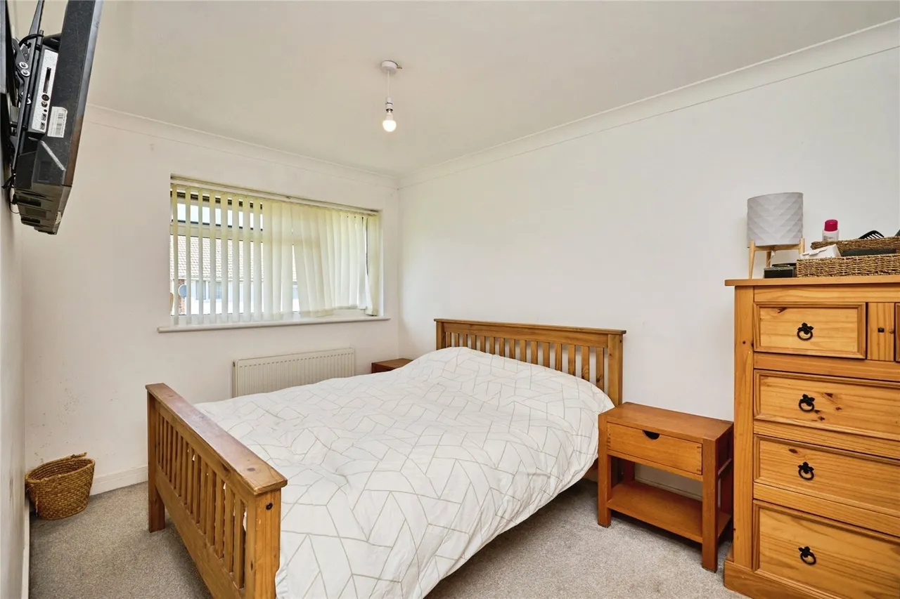 Purdy Road, Newport, PO30, photo 8