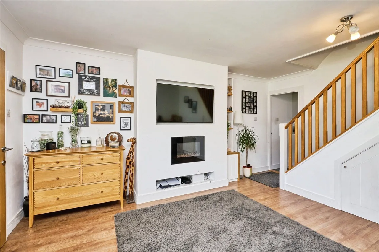 Purdy Road, Newport, PO30, photo 6