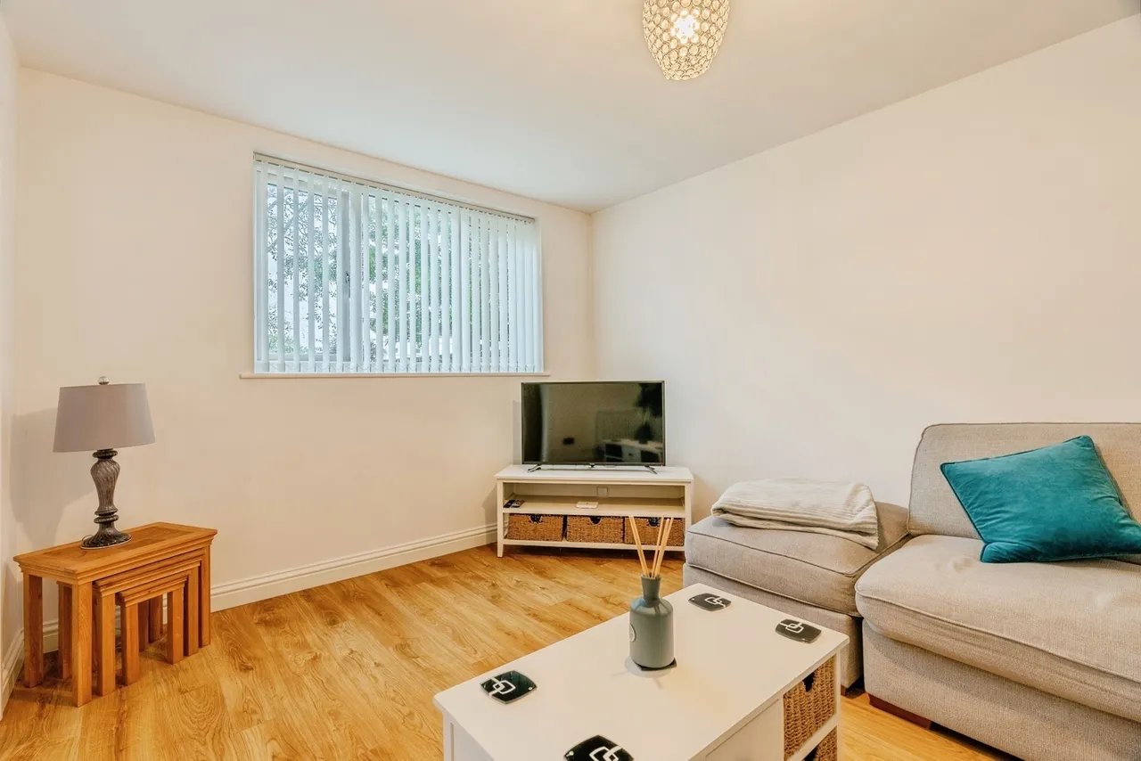 Holcombe Drive, Burnley, Lancashire, BB10, photo 9
