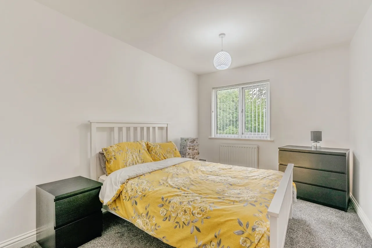 Holcombe Drive, Burnley, Lancashire, BB10, photo 4