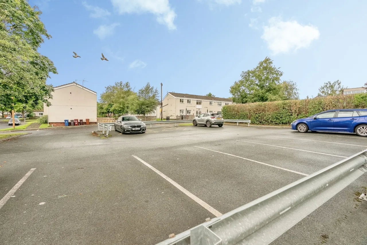 Holcombe Drive, Burnley, Lancashire, BB10, photo 17