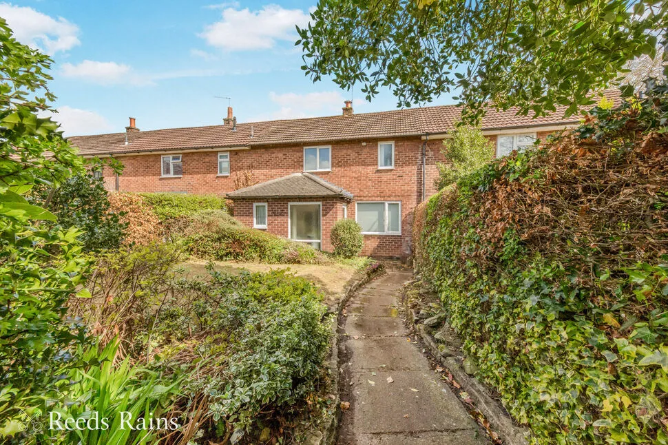 2 bed house for sale — Tenby Road, Macclesfield, Cheshire, SK11