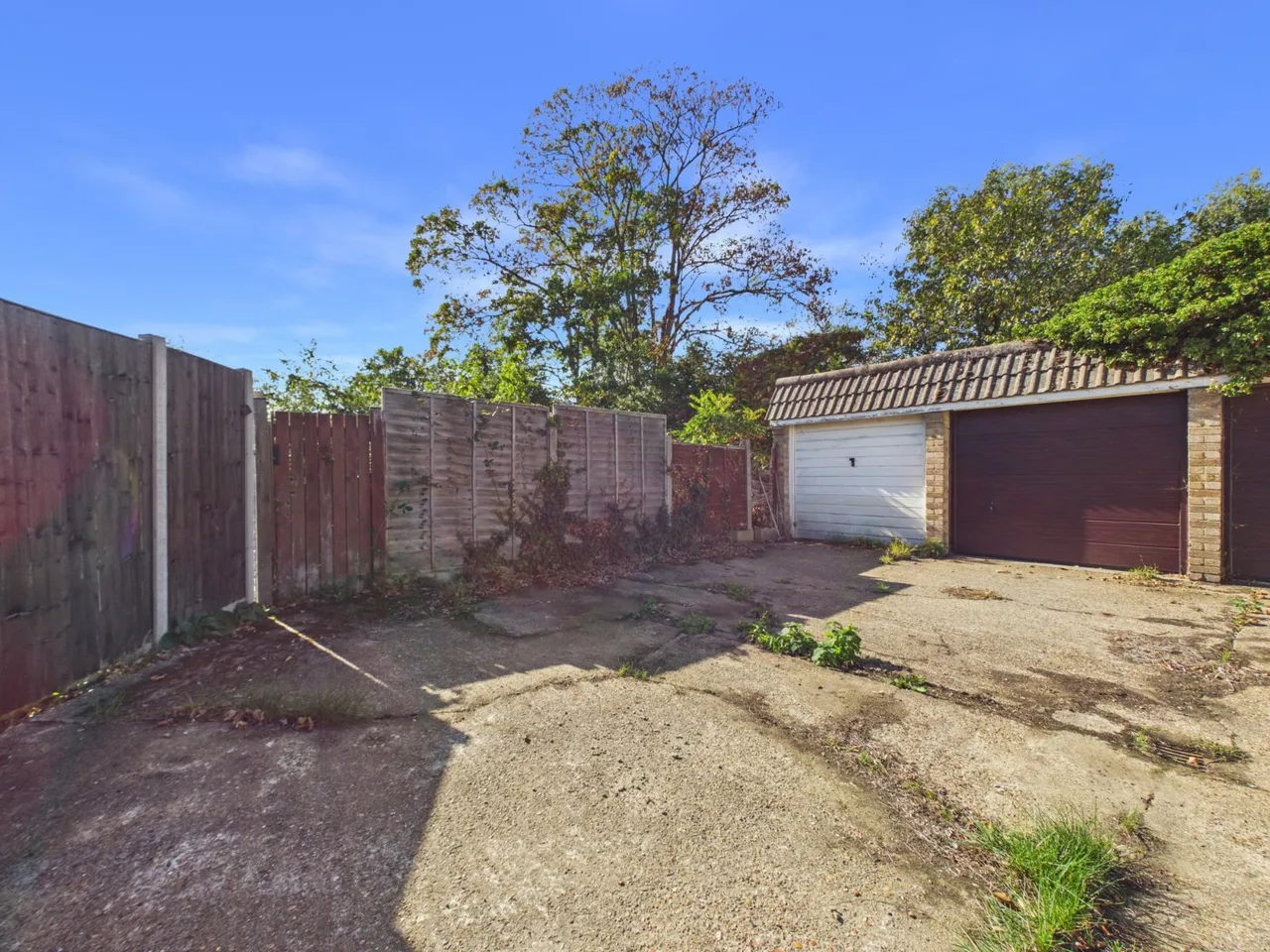 Ashford, Surrey, photo 10