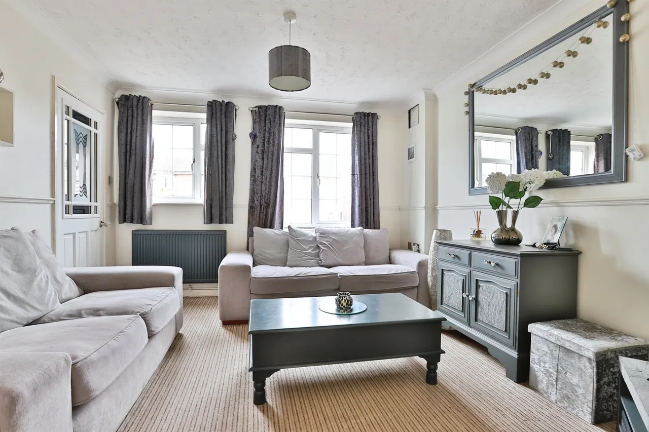 Slepe Crescent, Poole, BH12, photo 3