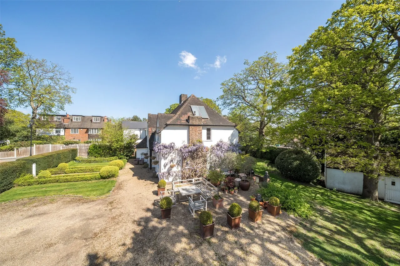 Oakwood Close, BR7, photo 39