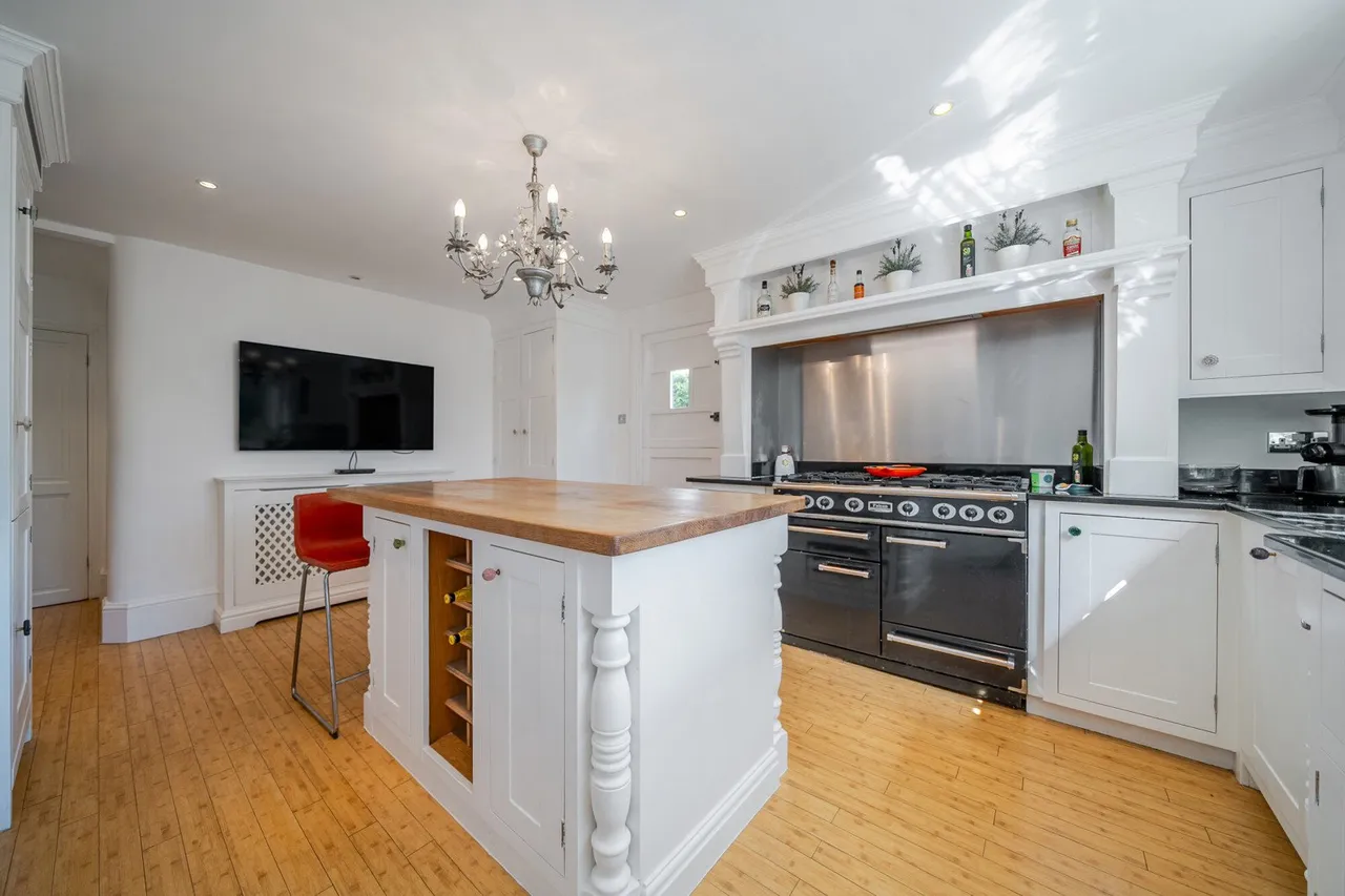 Oakwood Close, BR7, photo 4