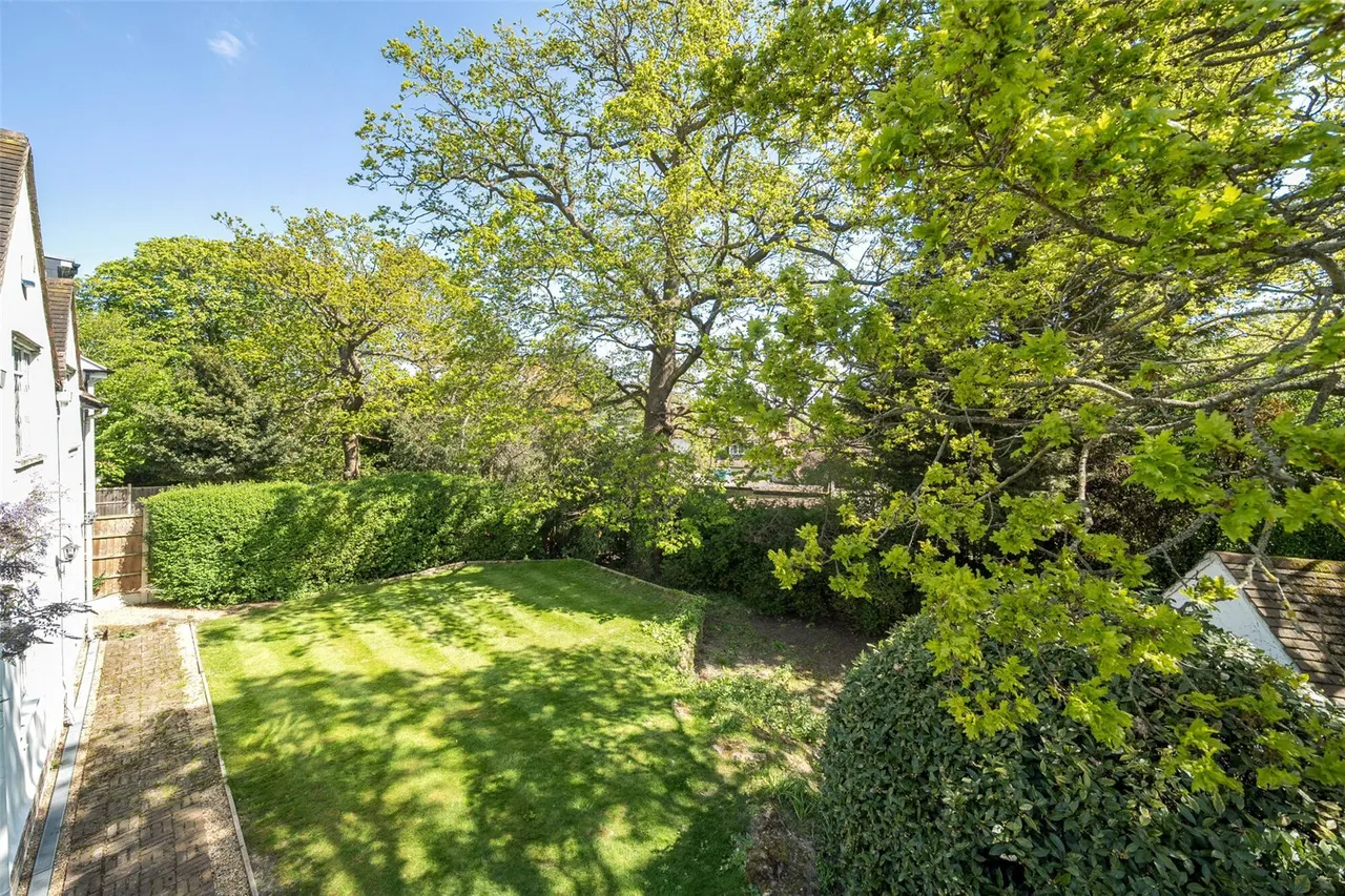 Oakwood Close, BR7, photo 36