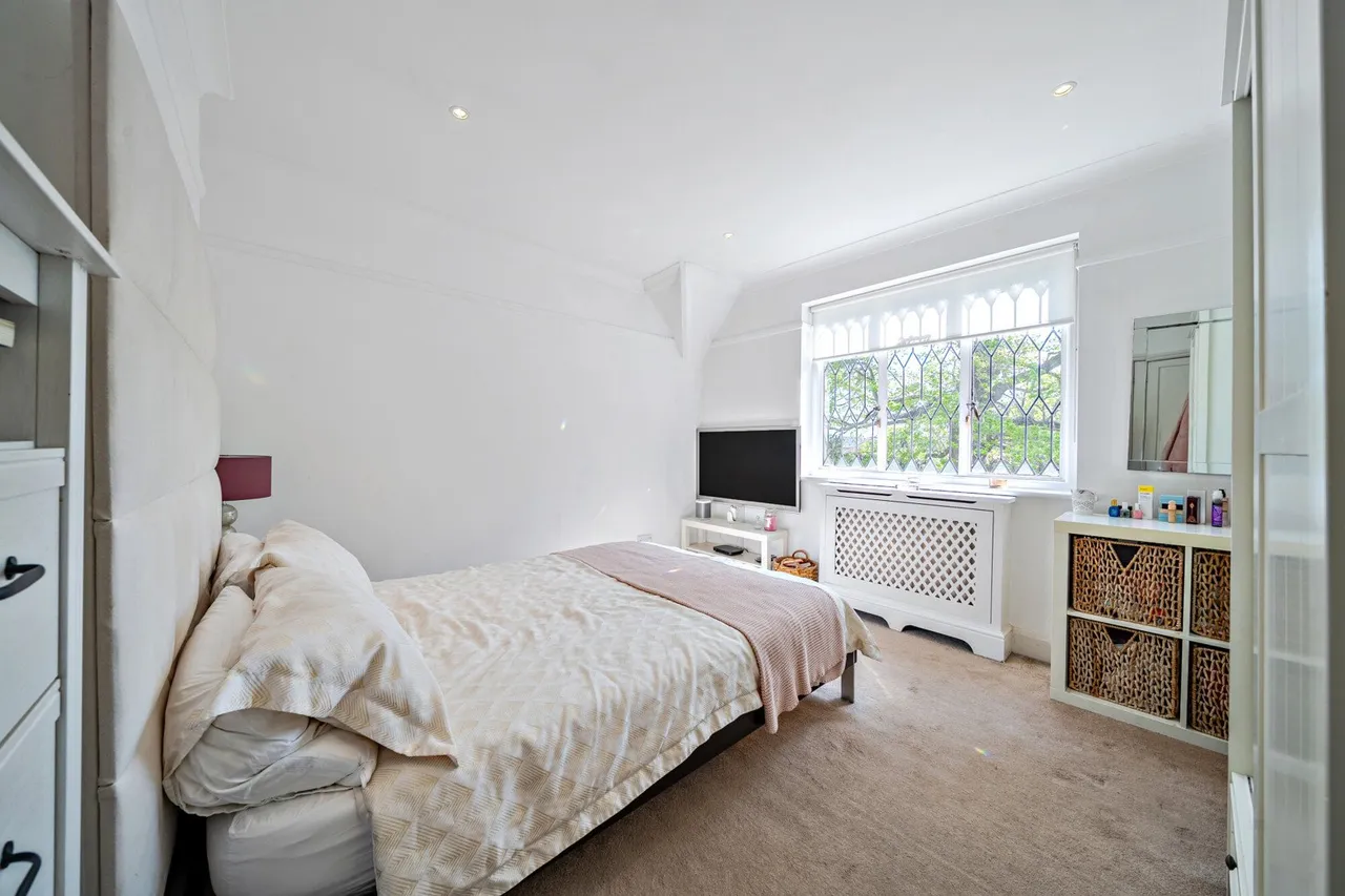 Oakwood Close, BR7, photo 24