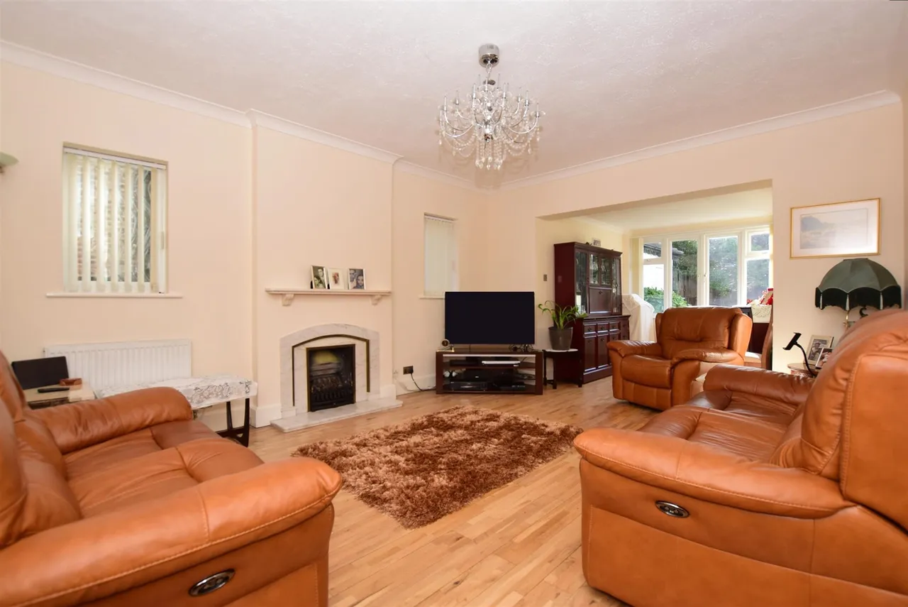 Lonsdale Avenue, Margate, CT9, photo 12