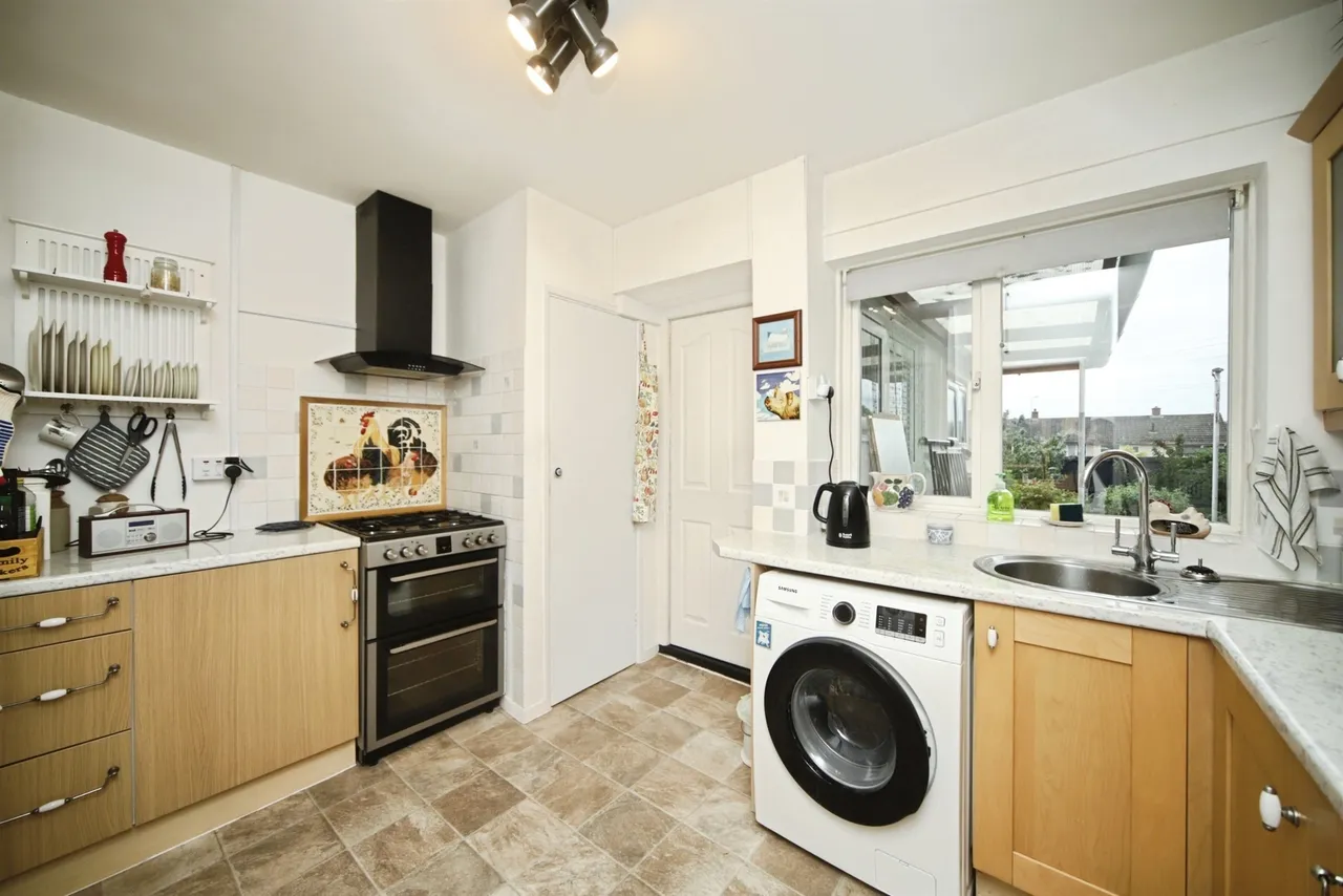 Cheddon Road, Taunton, photo 2