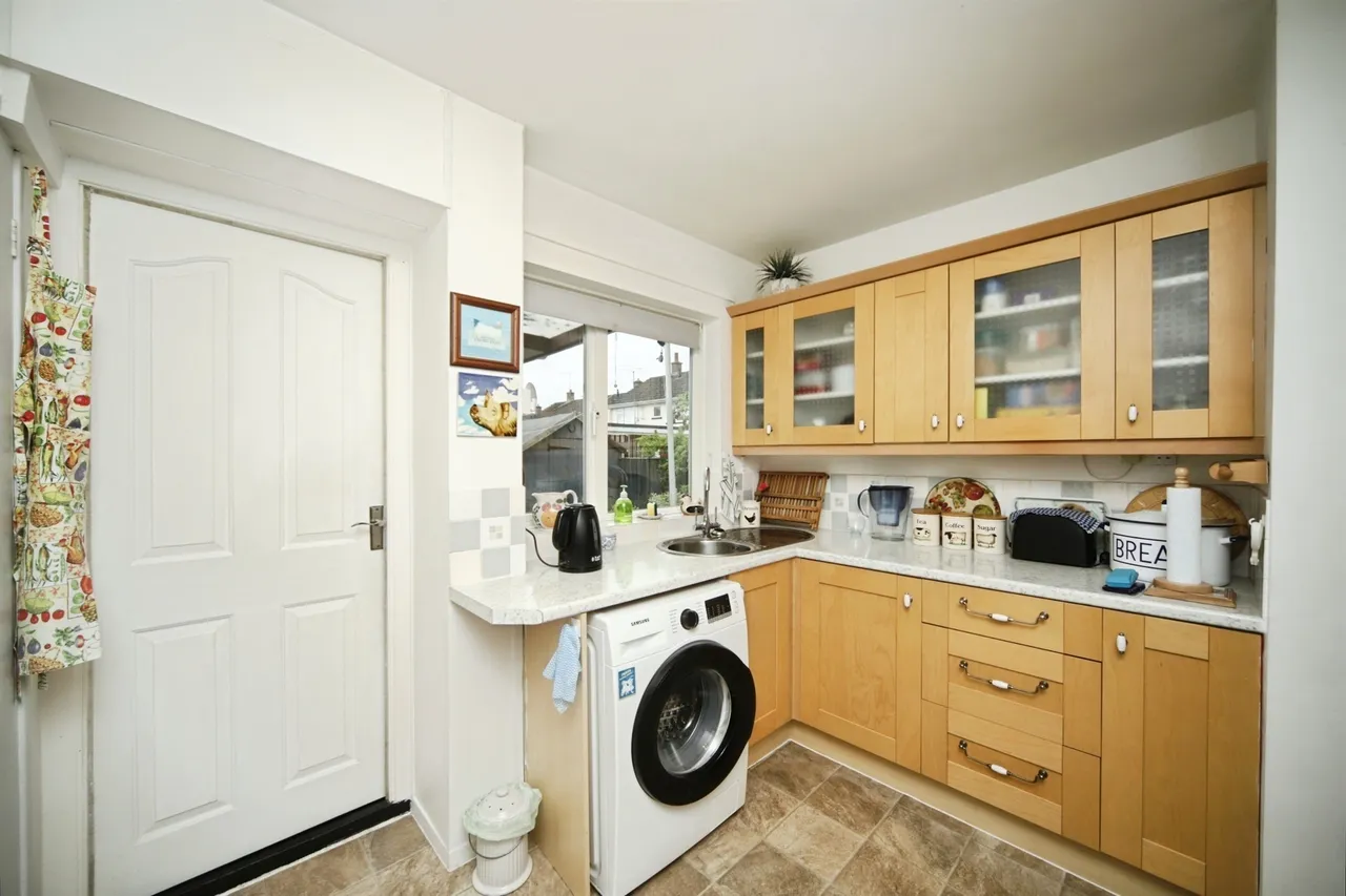 Cheddon Road, Taunton, photo 8