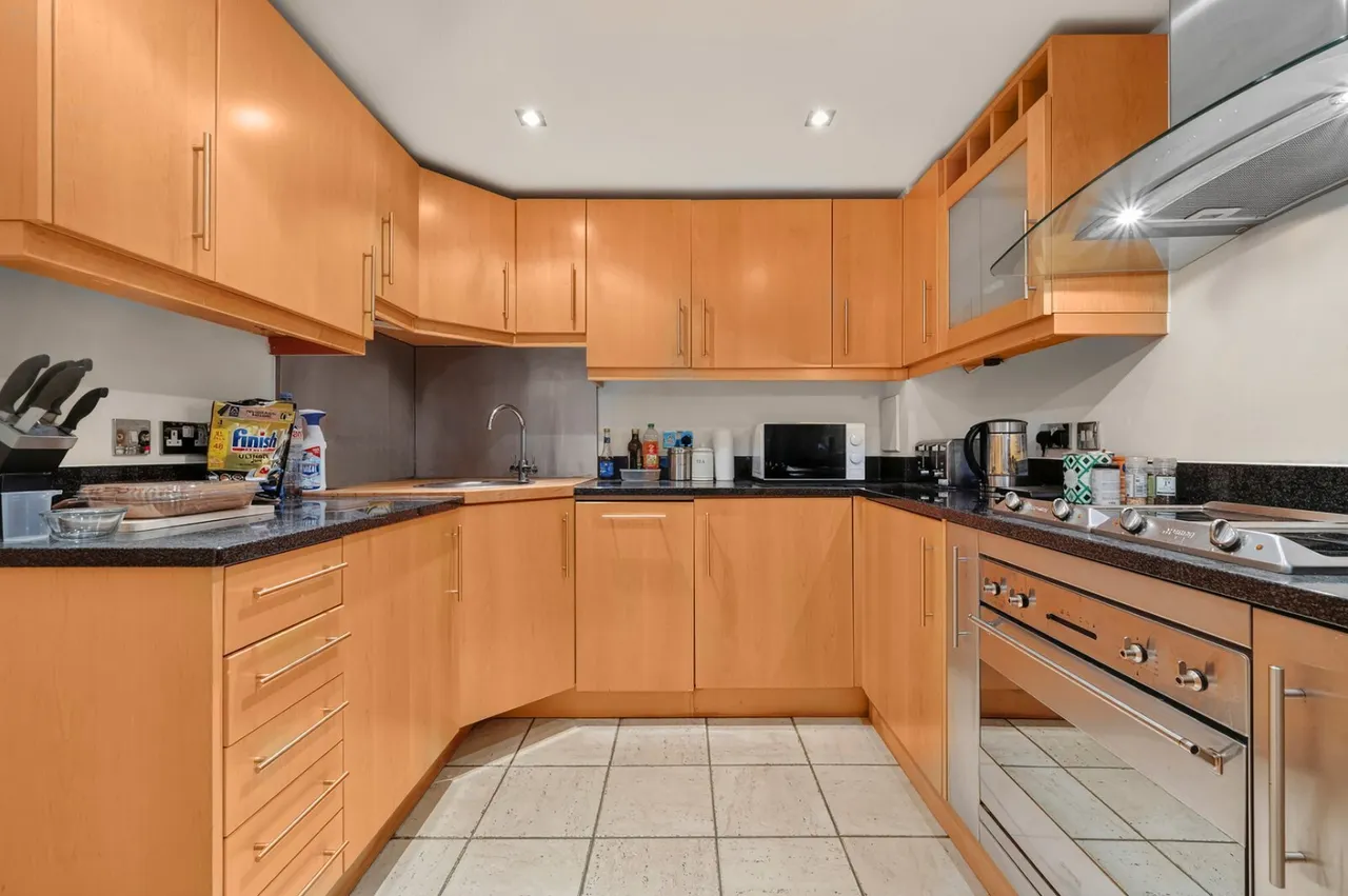 Millharbour, London, E14, photo 8