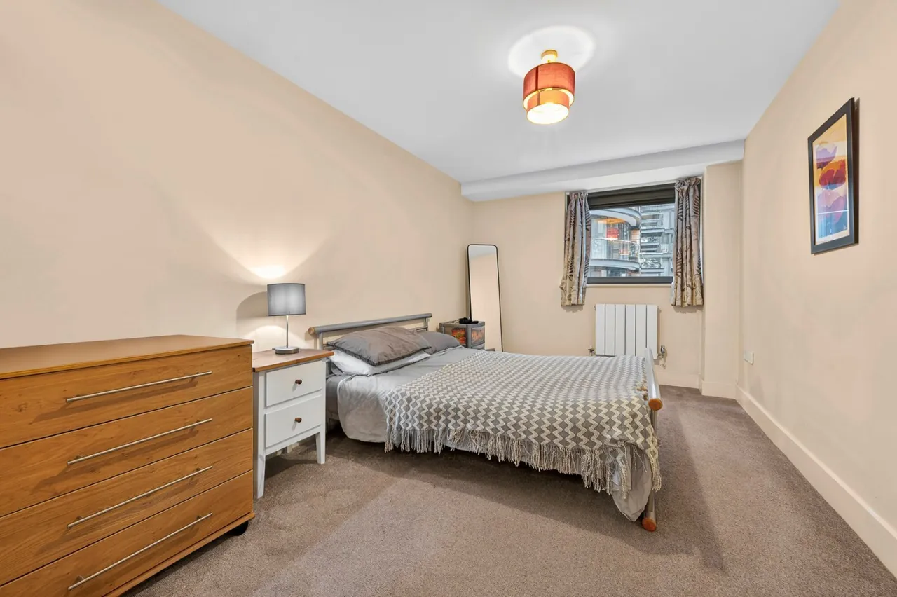 Millharbour, London, E14, photo 4
