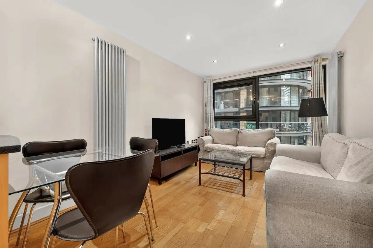 Millharbour, London, E14, photo 11
