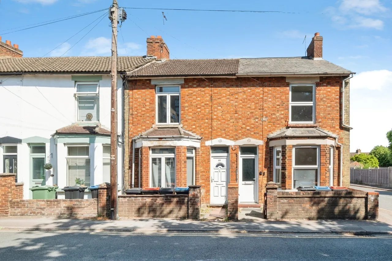 3 bed house for sale, Albert Street, Bletchley, MK2