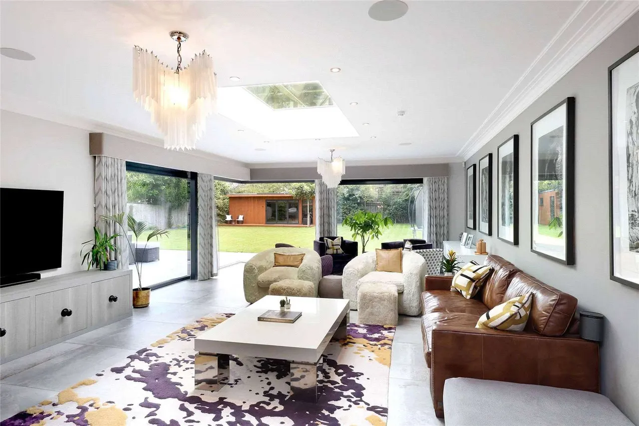 Penn Road, Beaconsfield, Buckinghamshire, HP9 2LS, photo 5