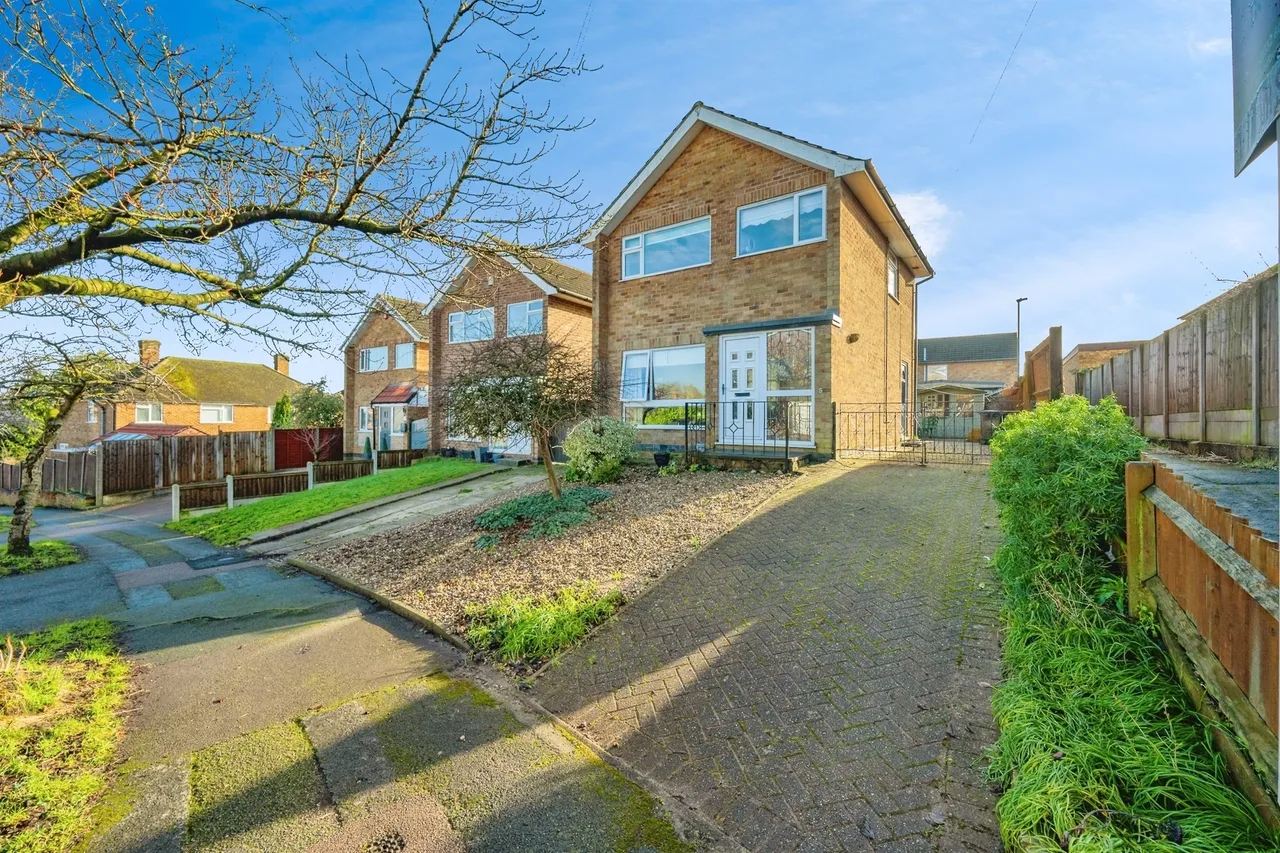 3 bed house for sale, Hillside Road, Spondon, DE21
