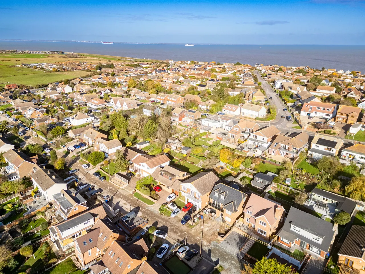 Clovelly Drive, Minster On Sea, ME12, photo 24