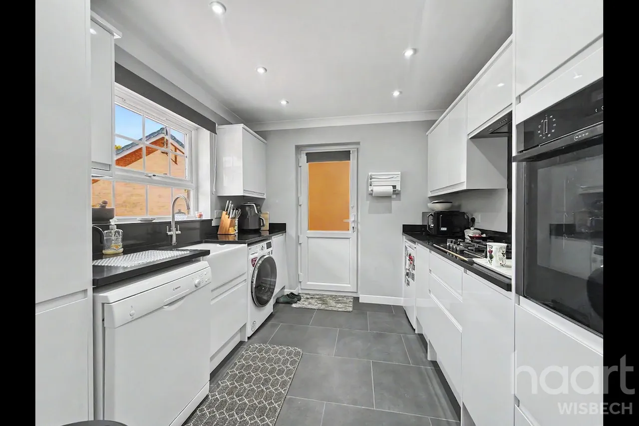 Windmill Gardens, Wisbech, PE14, photo 4