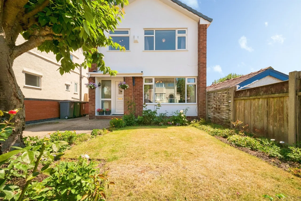3 bed house for sale — Bankside Road, Birkenhead