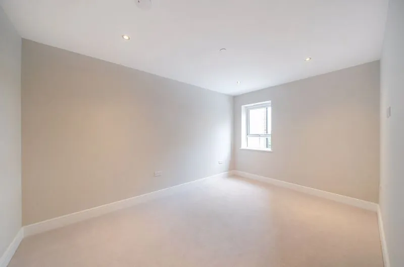 88 Riddlesdown Road, Purley CR8 1DD, photo 9
