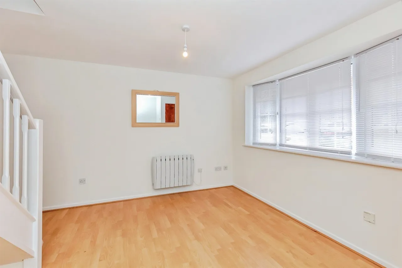 Thirlmere Close, Kettering, photo 4