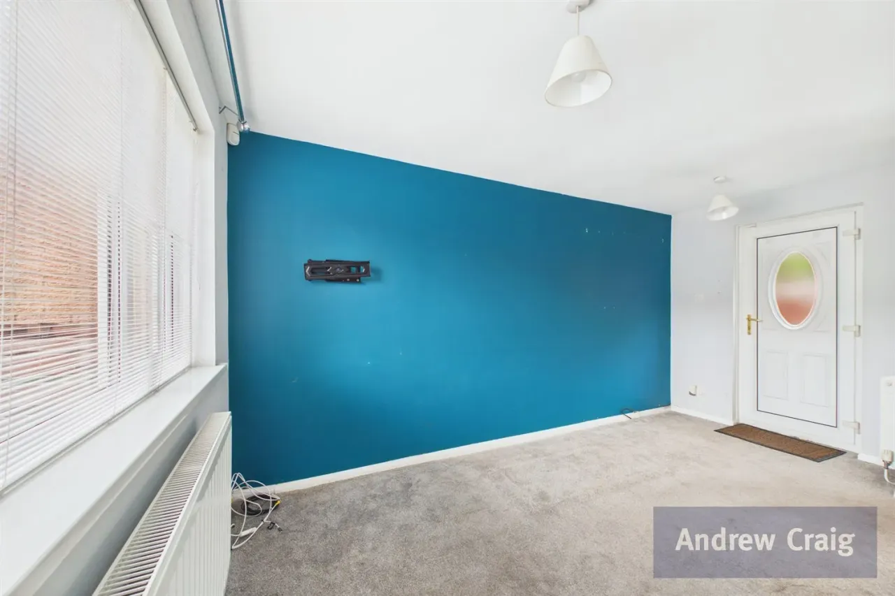 Clavering Square, Dunston, NE11, photo 2