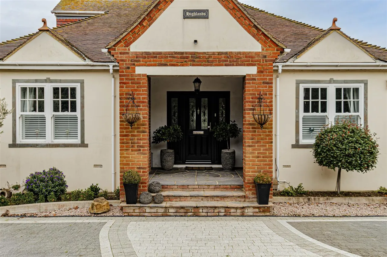 Ringwould Road, Kingsdown, Deal, Kent, CT14 8DJ, photo 41