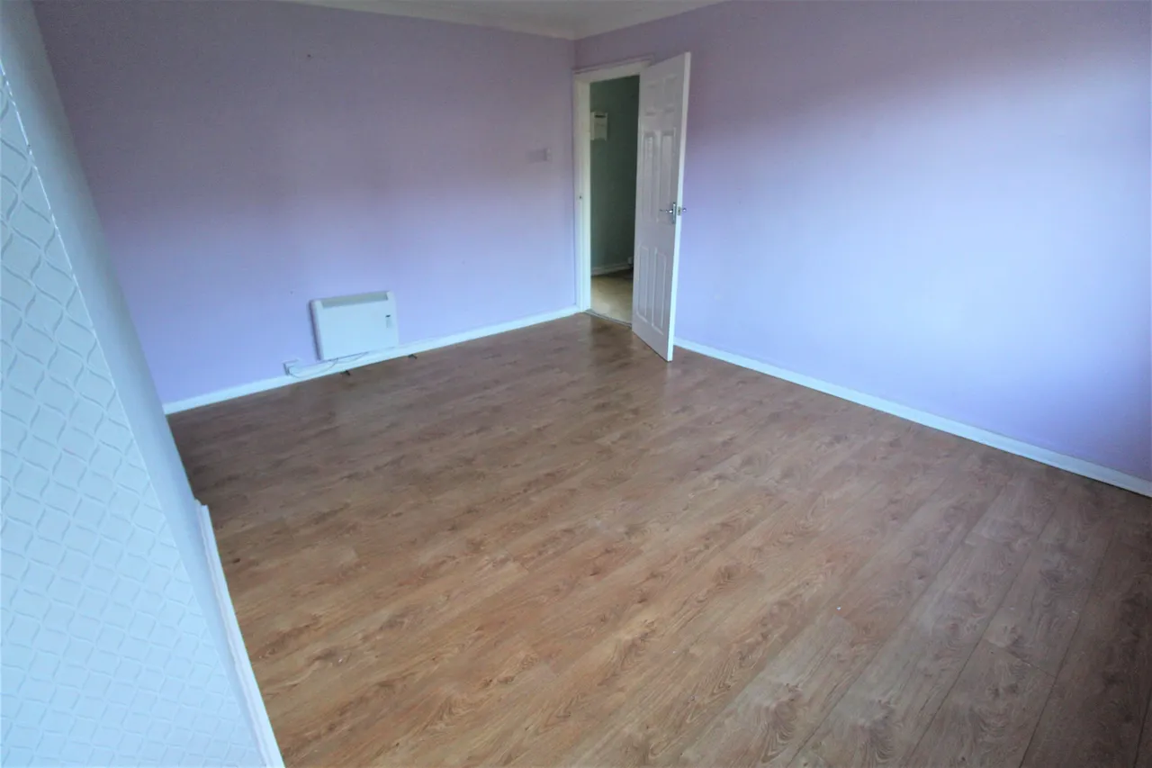 Clarkebourne Drive, Grays, Essex, RM17 6ET, photo 6