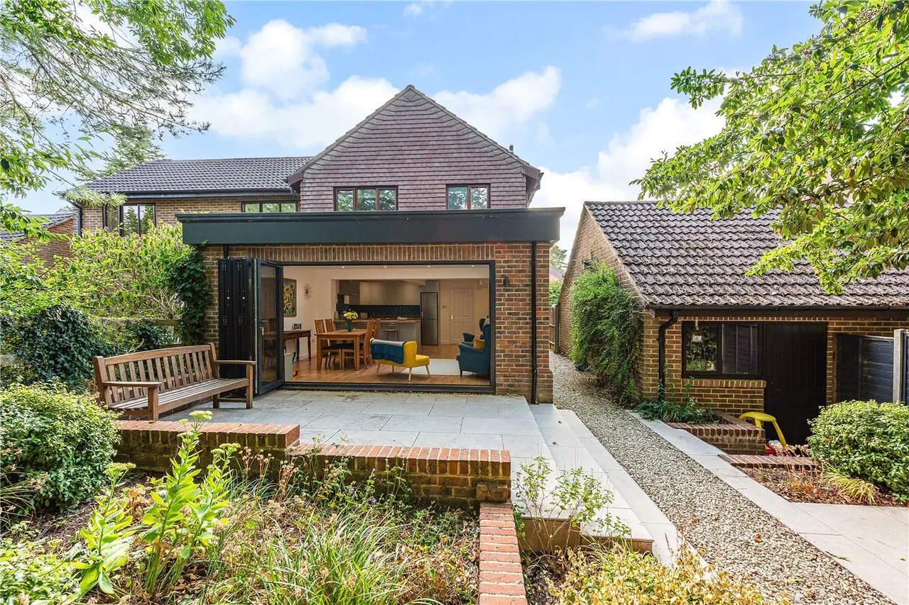 Nursery Gardens, Winchester, SO22, photo 11